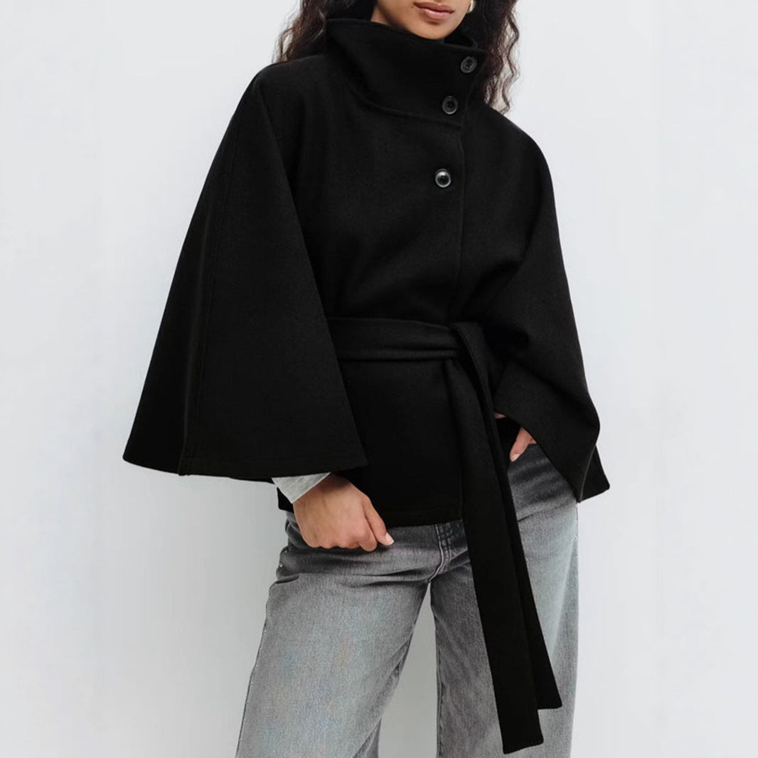 Damen stylische Umhangjacke mit hohem Kragen und Gürtel Drune