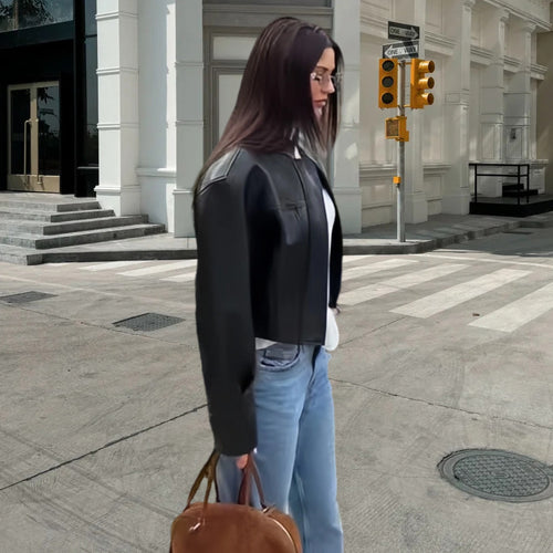 Damen Edle Kunstlederjacke mit modernem Stehkragen und kontrastierenden Nähten Drune