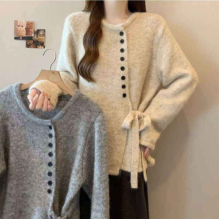 Damen stilvolle Strickjacke mit modischen Knopfdetails und Bindegürtel Drune