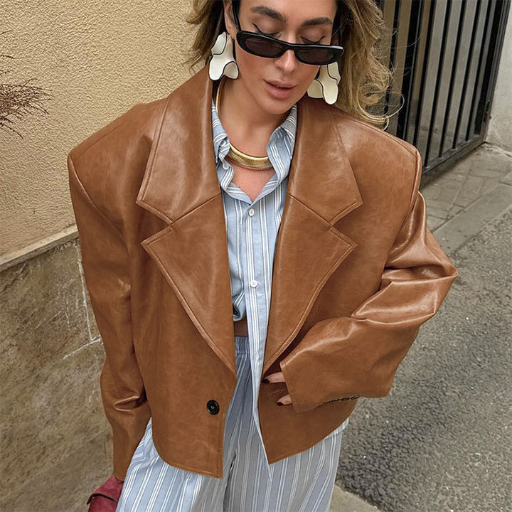 Damen Kunstlederjacke im oversized Stil mit strukturierten Details Drune