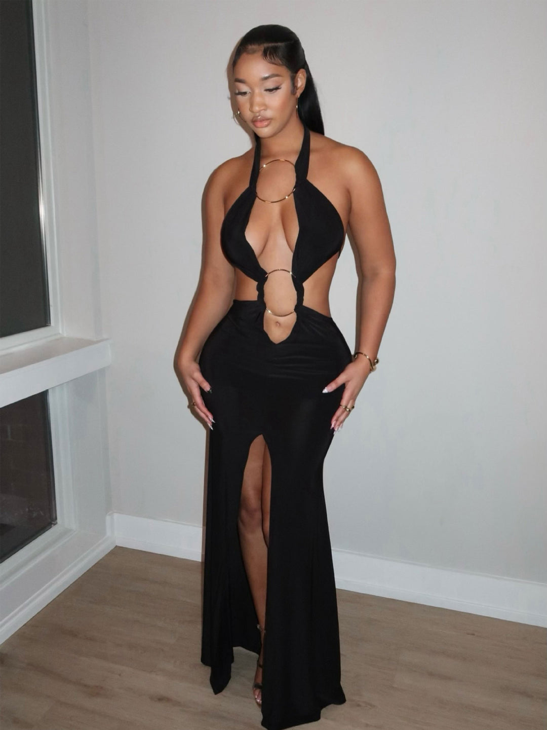 Damen aufregendes Maxikleid mit tiefem V-Ausschnitt und eleganten Raffungselementen Drune