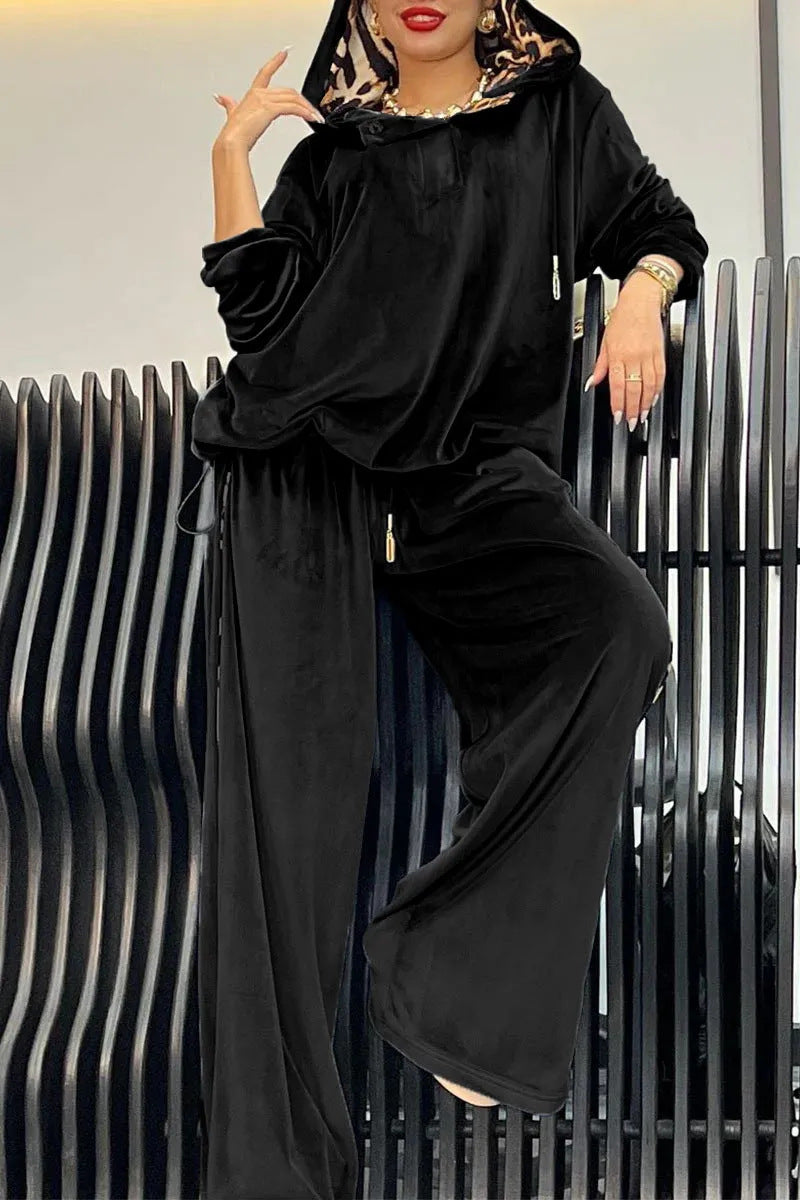 Damen komfortabler Lounge-Anzug mit Kapuze und elegantem Satin-Finish Drune