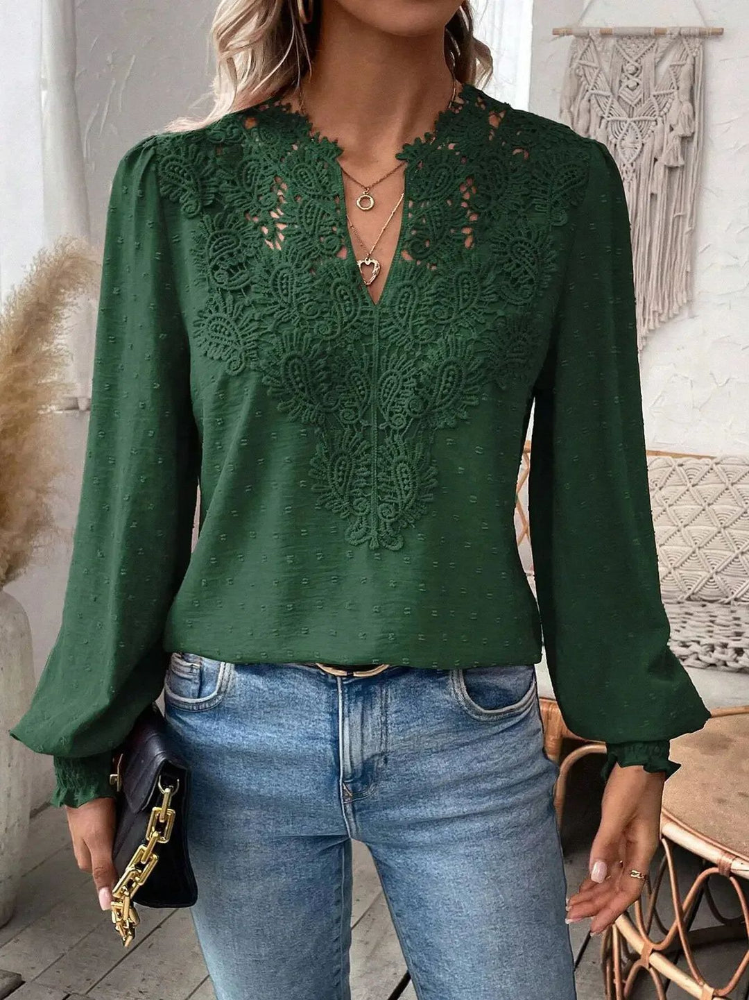 Damen elegante Bluse mit besticktem V-Ausschnitt Drune