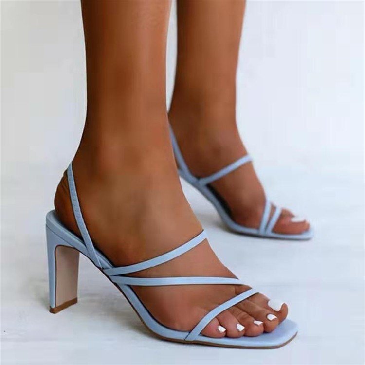 Damen Blockabsatz Sandalen mit feinen Riemchen und elegantem Ansatz Drune