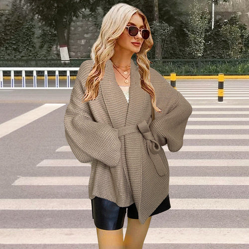 Damen Grobstrick-Wickeljacke mit breitem Schalkragen und bindbarem Gürtel Drune