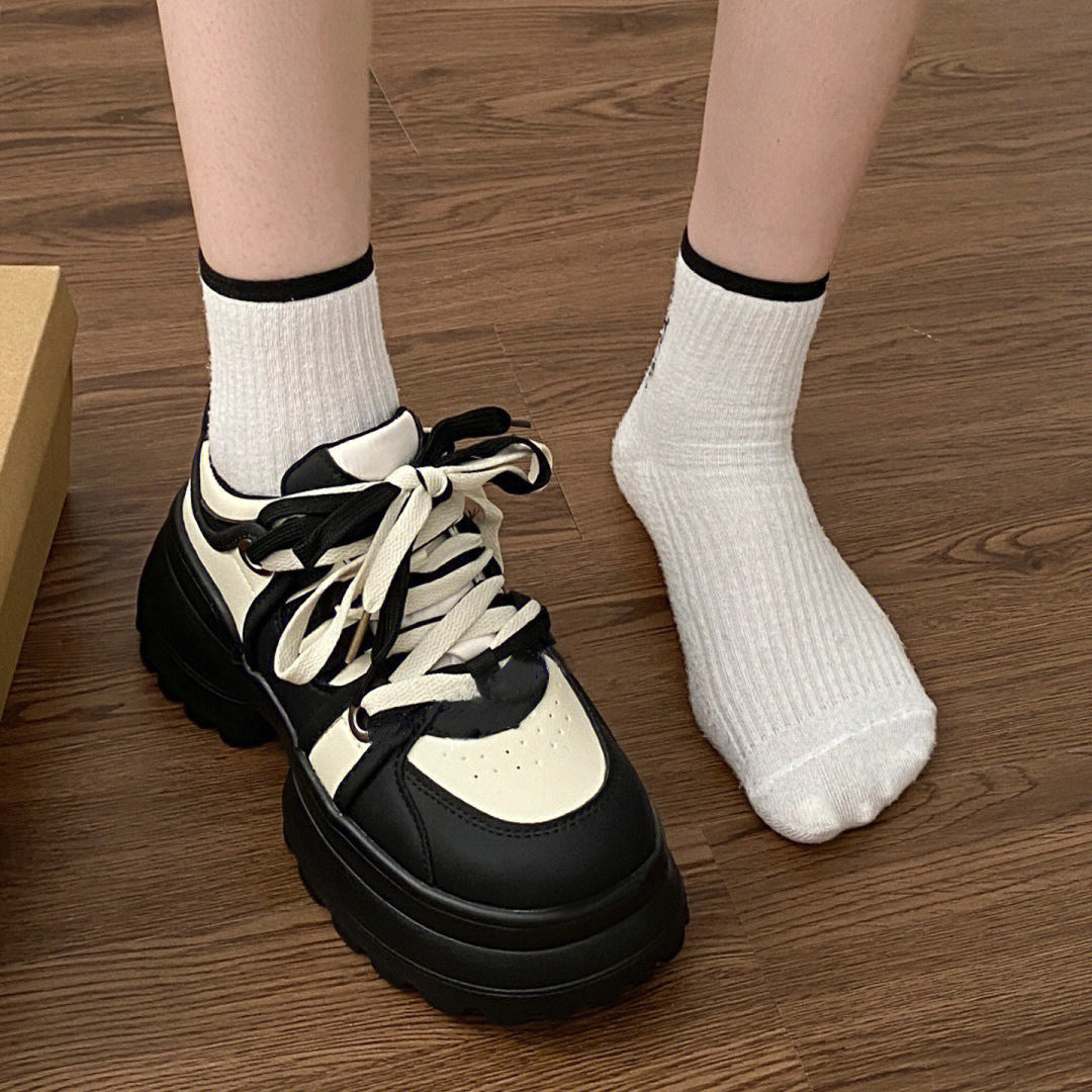 Damen Sportliche Chunky Sneakers mit rutschfester Laufsohle und atmungsaktivem Obermaterial Drune