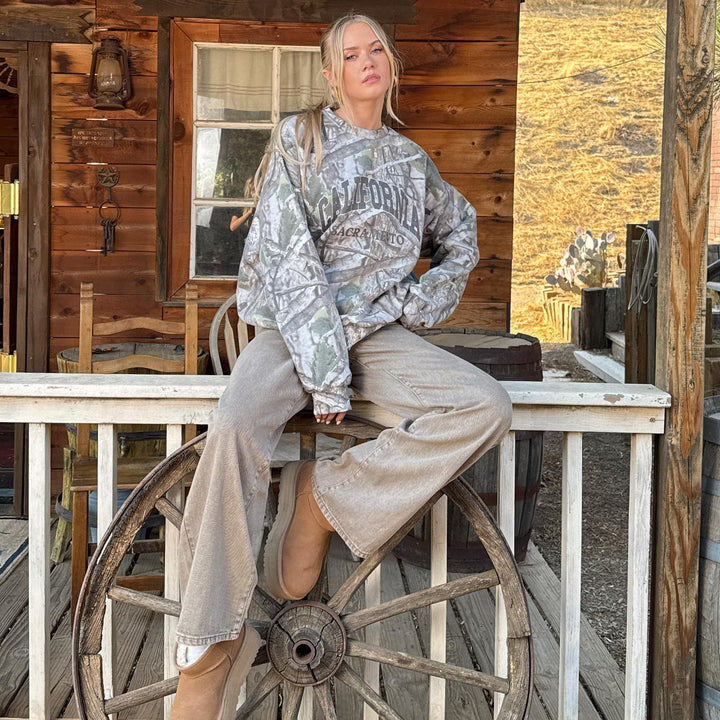 Damen lässiger Sweatshirt mit künstlerischem Camouflage-Muster Drune