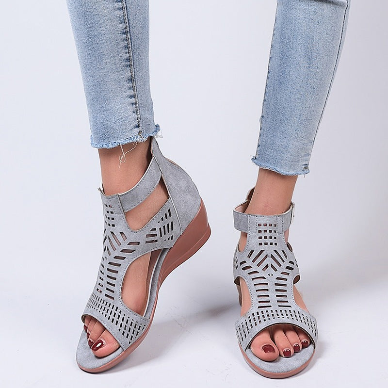 Damen Keil-Sandalen mit modischem Lochdesign und verstellbarem Riemen Drune