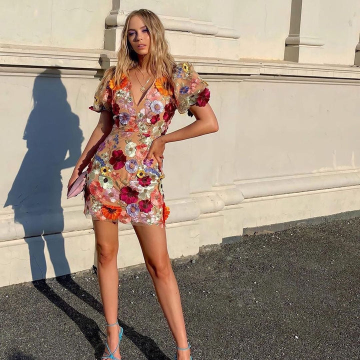 Drune | 3D-Blumen-Bodycon-Laternenärmel-besticktes Kleid