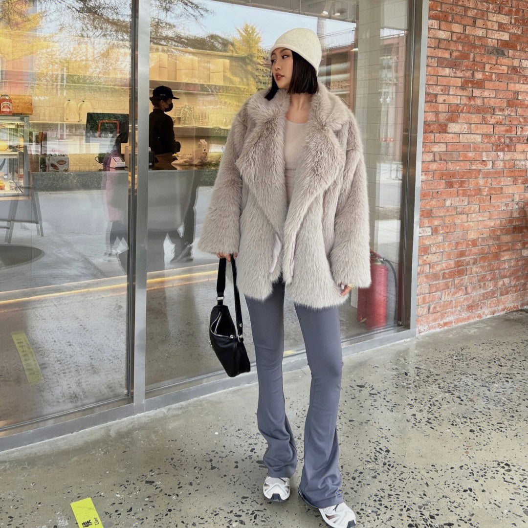Damen Oversize Plüschjacke Drune