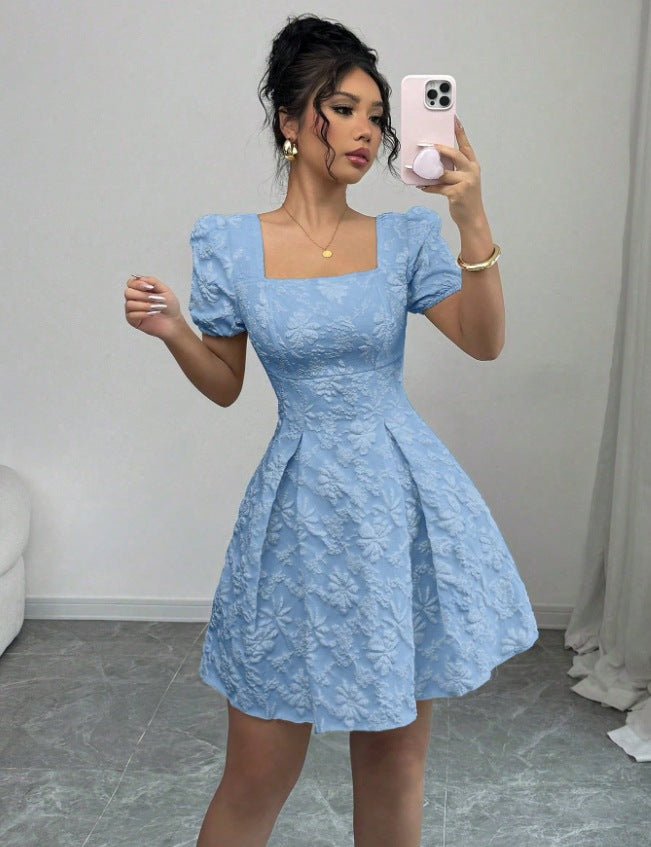 Damen Minikleid mit strukturiertem Blumendesign und Puffärmeln Drune