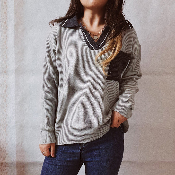 Damen lässiger V-Ausschnitt Pullover mit strukturiertem Rippdesign und kontrastierendem Kragen Drune
