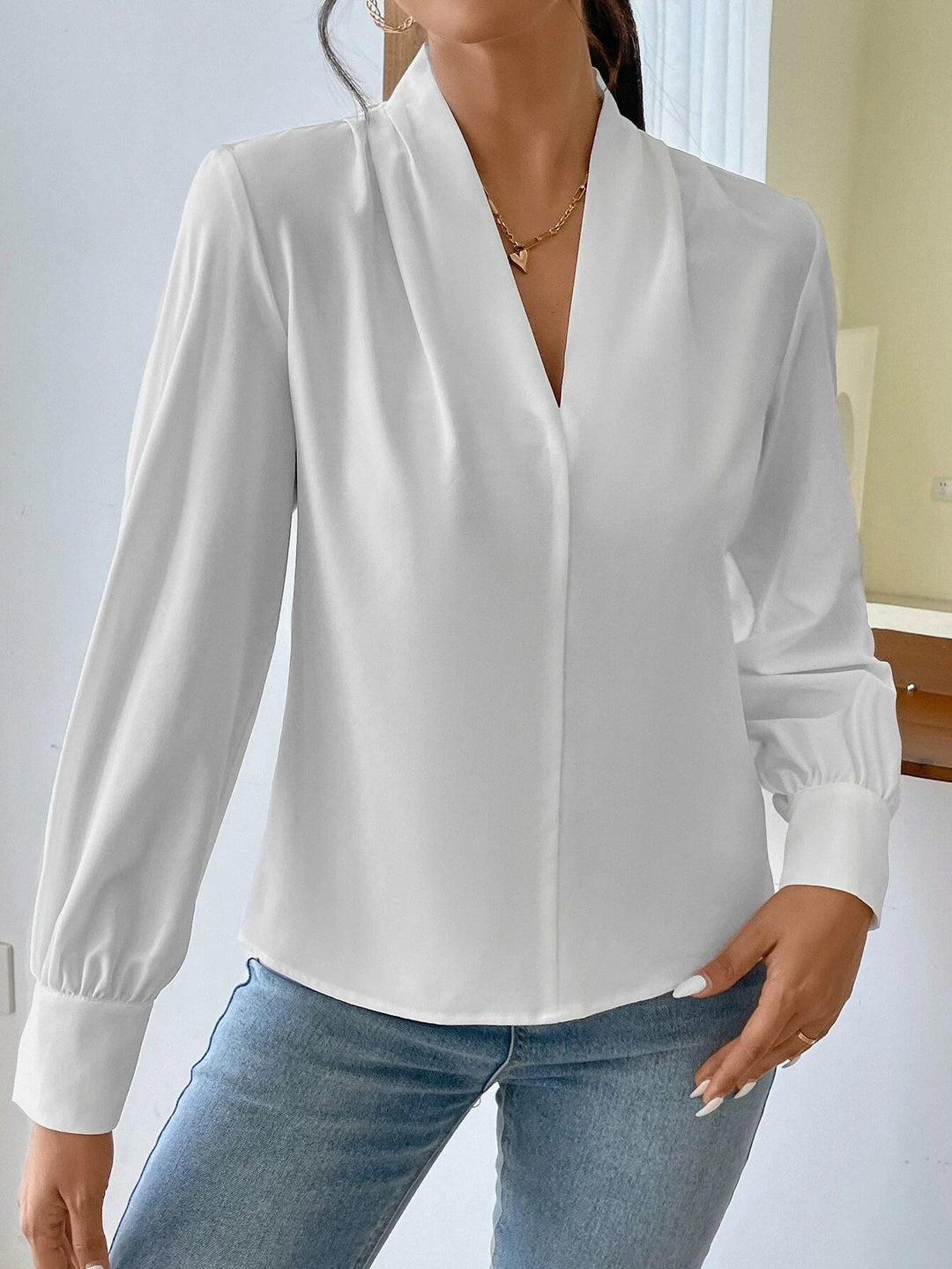 Drune | Elegantes Blusenshirt Mit V-ausschnitt Für Frauen