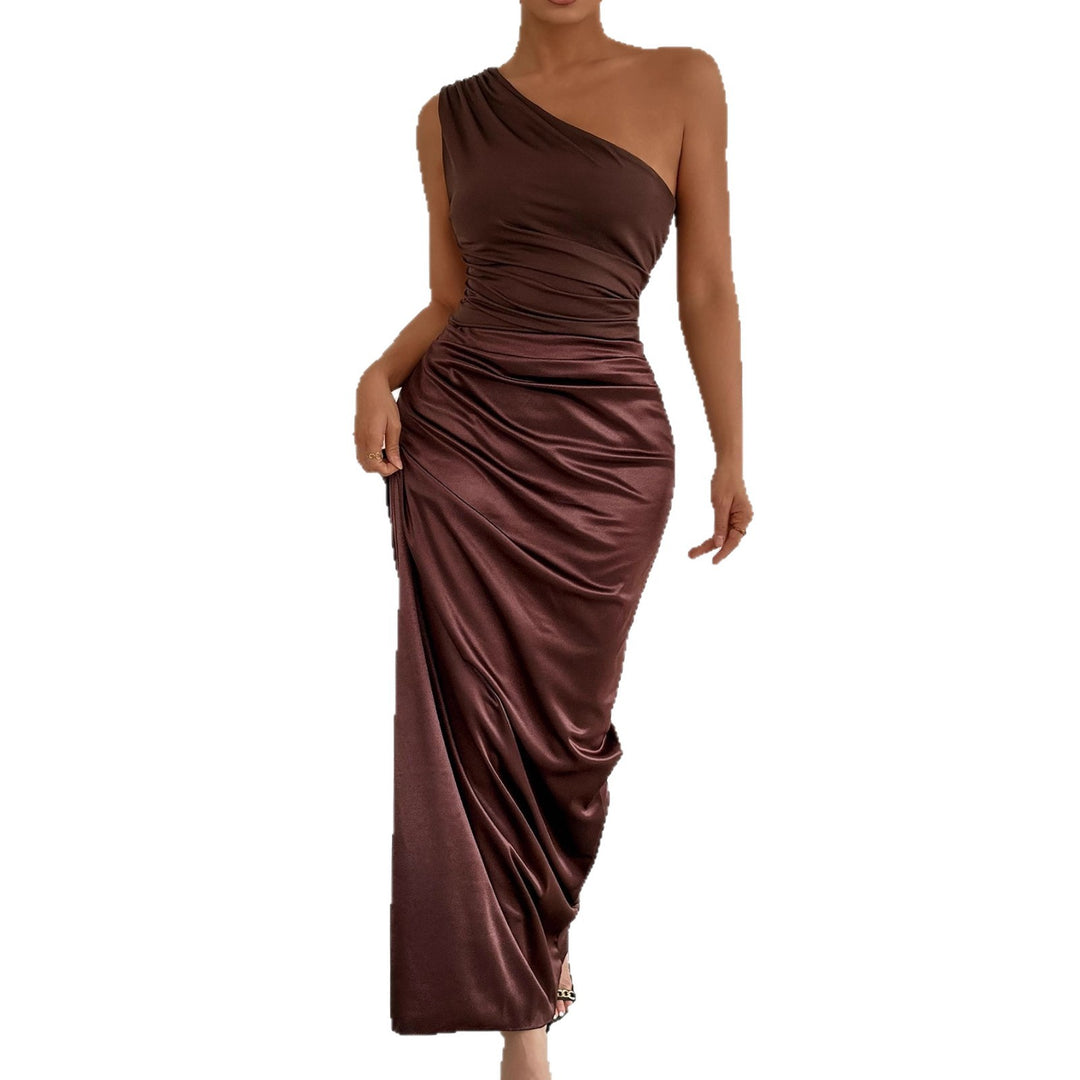 Damen Elegantes und figurbetontes Abendkleid mit asymmetrischem Ausschnitt Drune
