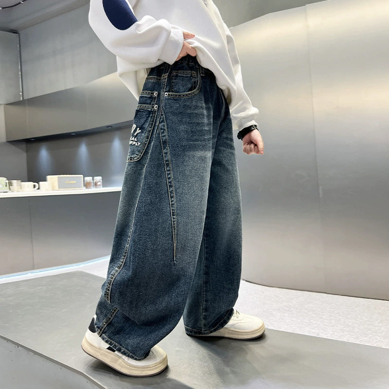 Damen weit geschnittene Jeans mit einzigartigen Details Drune
