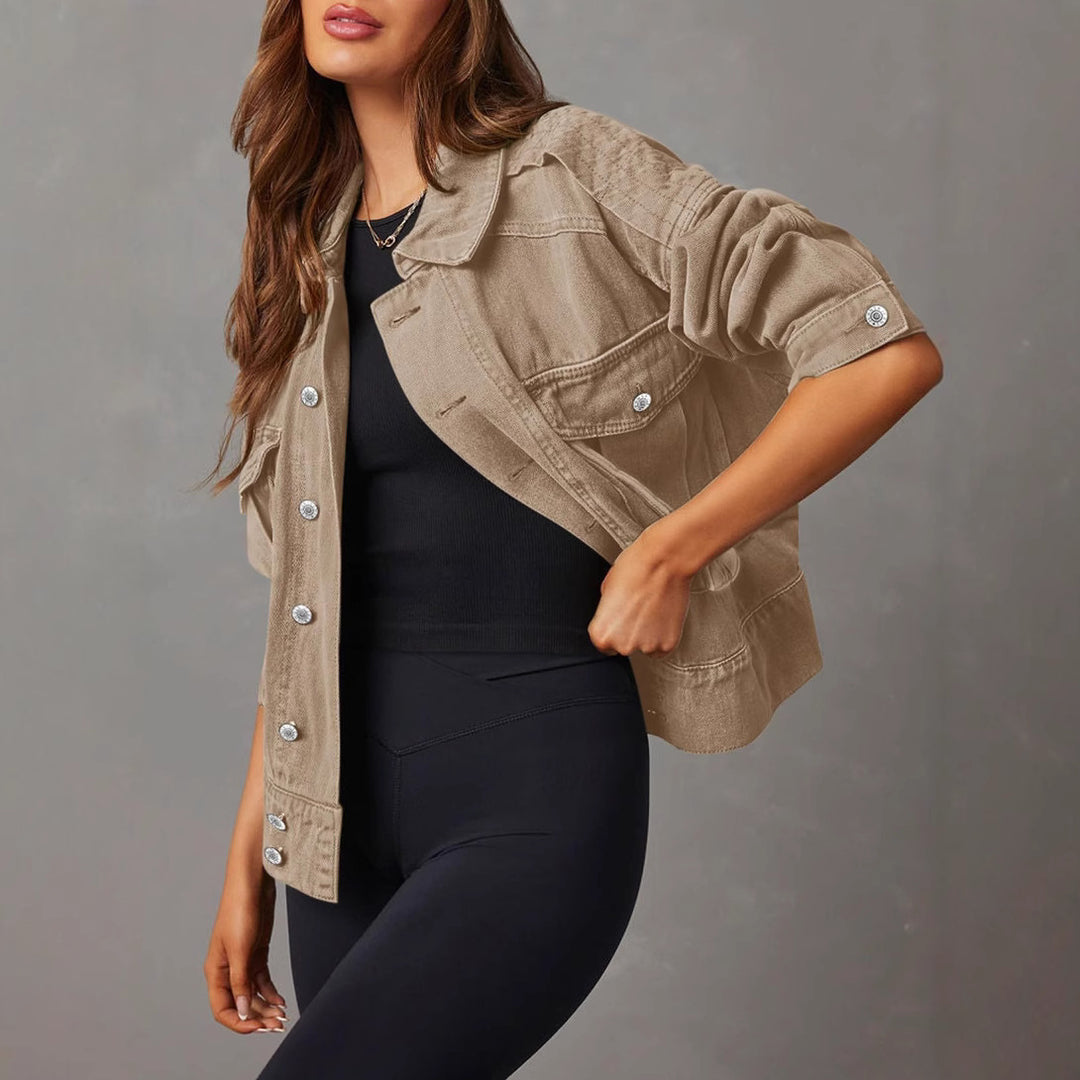 Damen nan kurze oversized Jeansjacke mit aufgesetzten Brusttaschen und krempelbaren Ärmeln Drune