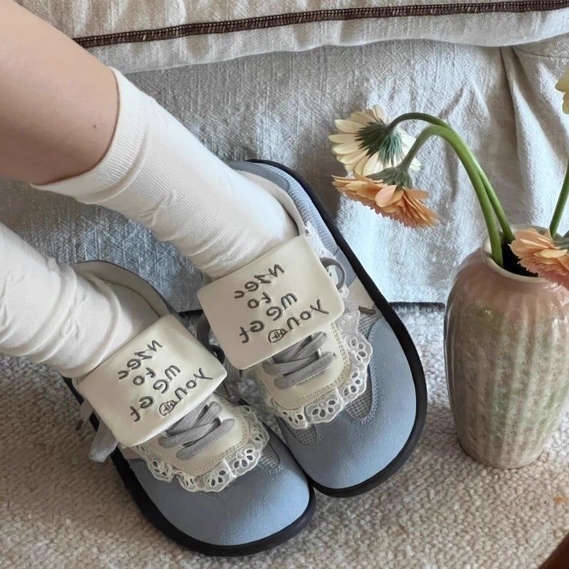 Damen Sneakers mit verspielten Spitzen-Details und weicher Sohle Drune