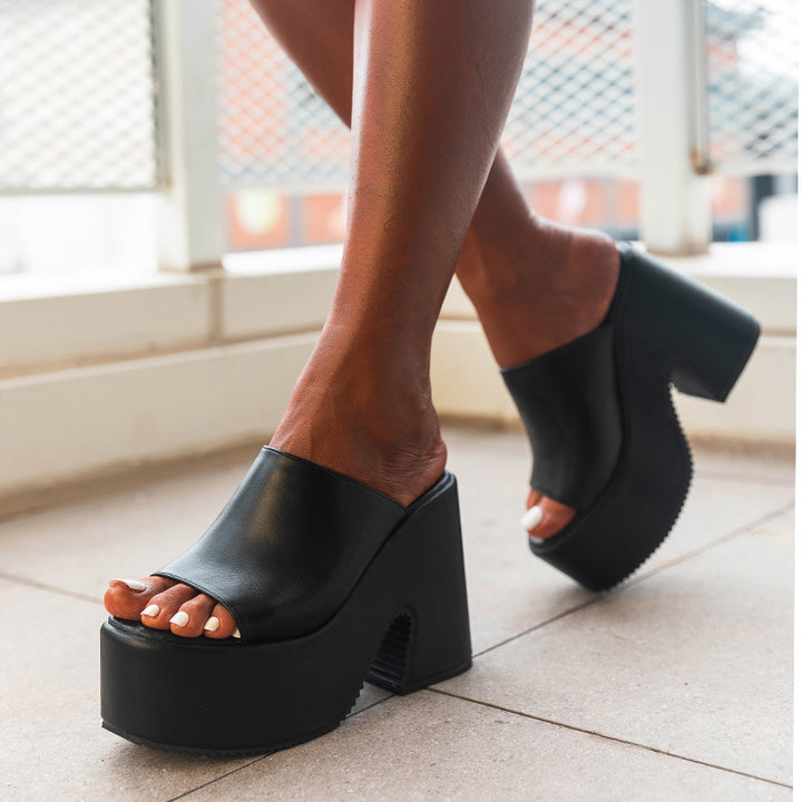 Damen Plateau-Mules mit offener Zehenpartie und trendigem Blockabsatz Drune