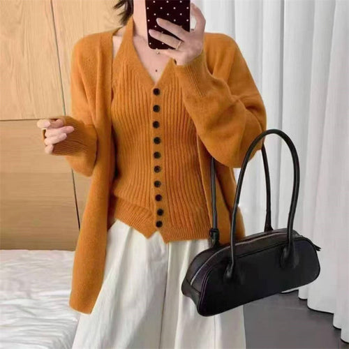 Damen Grobstrickjacke mit abnehmbaren Ärmeln und Knopfdetails Drune