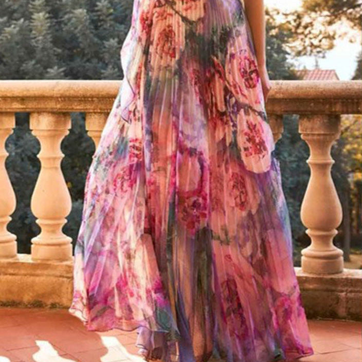 Damen Maxikleid mit einem schulterfreien Design und floralen Falten Drune