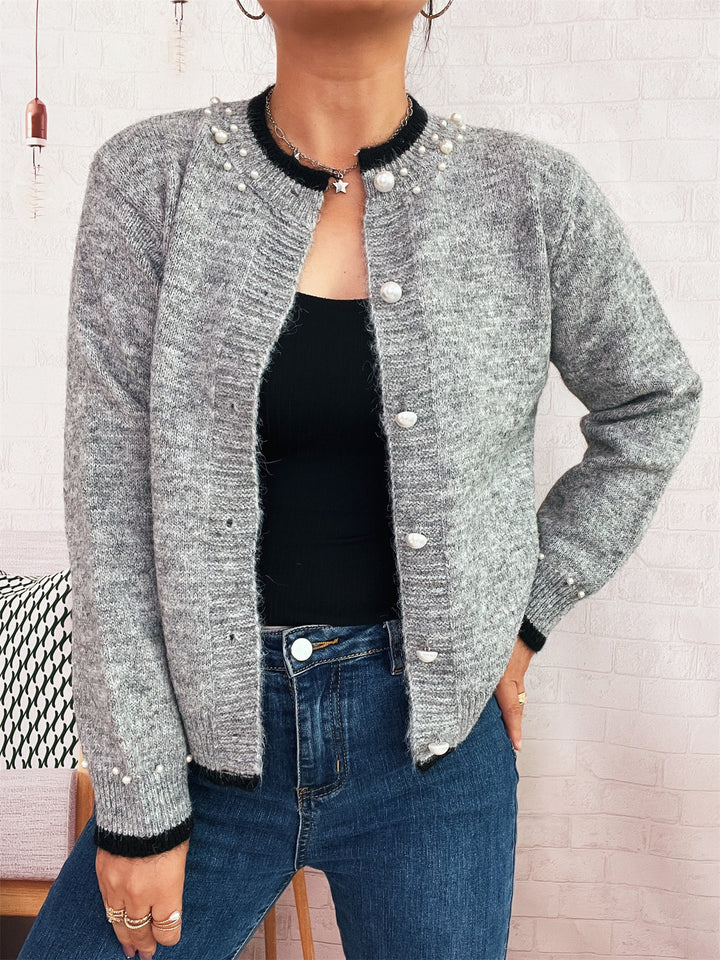 Damen edle Strickjacke mit dekorativen Knopfdetails und Perlenverzierungen Drune