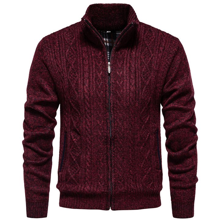 Herren nan grobgestrickter Cardigan mit Zopfmuster, Stehkragen und kariertem Innenfutter Drune