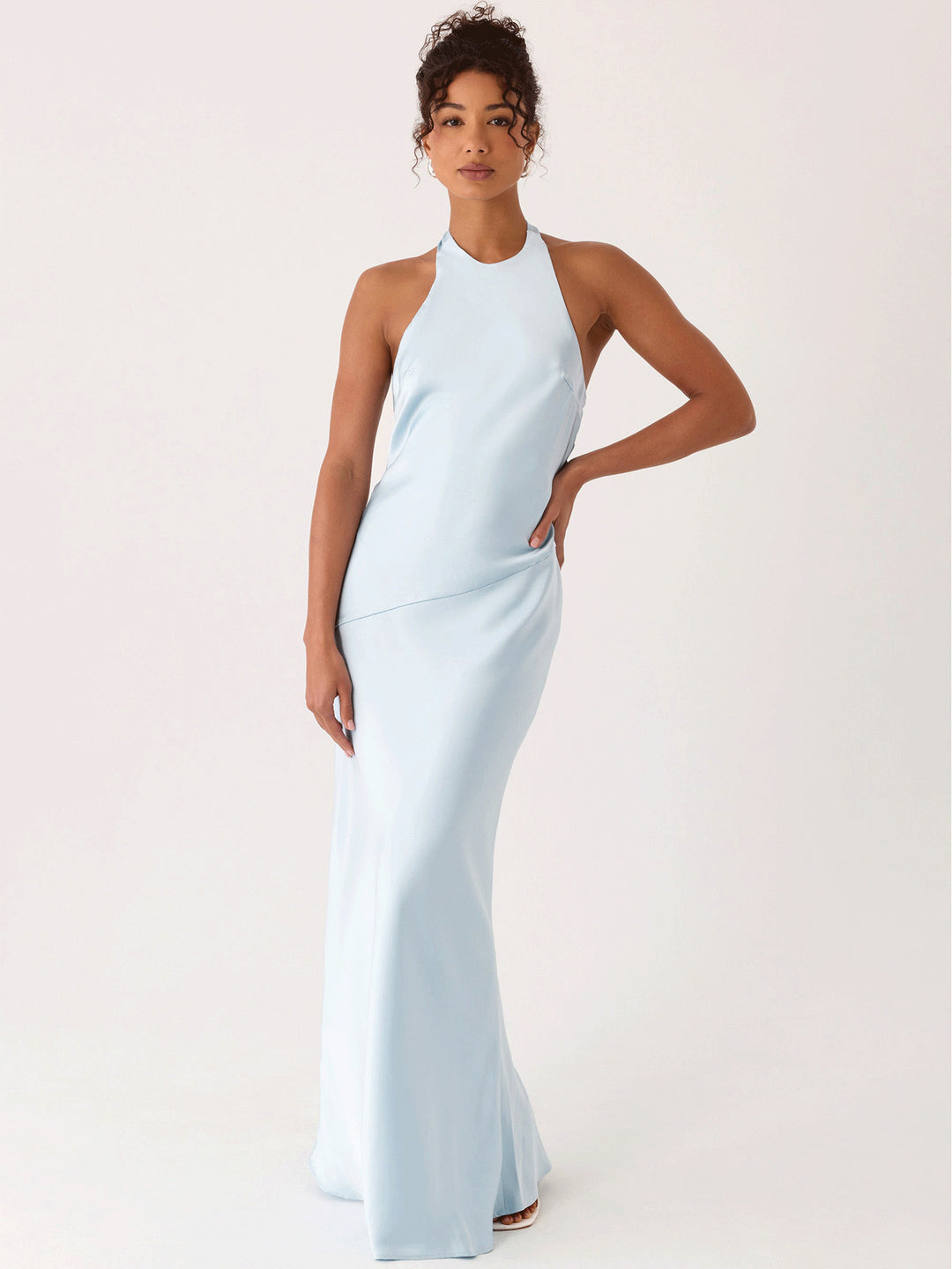Damen Elegantes Abendkleid mit schickem Halterdesign und fließendem Stoff Drune