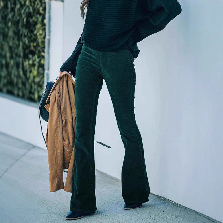 Damen Flared Jeans im eleganten 70er Jahre Stil Drune