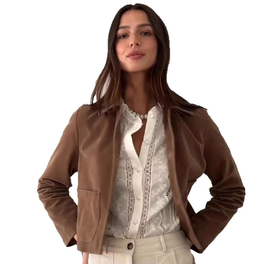 Damen modische Kurzjacke mit hochgeschlossenem Kragen und praktischen Taschen Drune