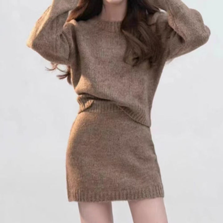 Damen Strickkleid mit elegantem Rundhalsausschnitt und feiner Rippstruktur Drune