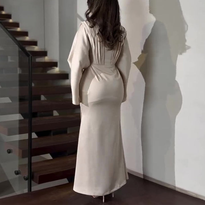 Damen elegantes Maxikleid mit schickem Taillenschnitt und luxuriösem Satinbesatz Drune