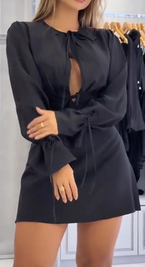 Damen Minikleid mit raffiniertem Kordelzug und eleganten Puffärmeln Drune