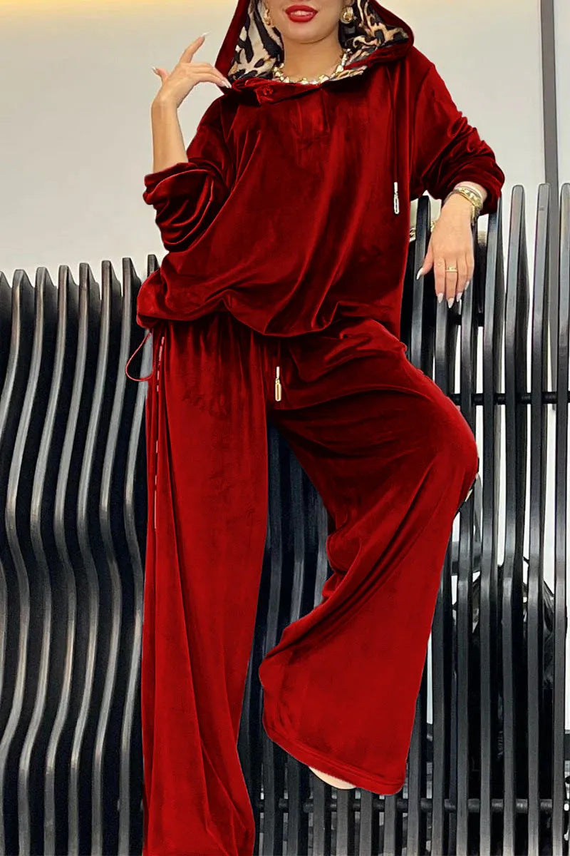 Damen komfortabler Lounge-Anzug mit Kapuze und elegantem Satin-Finish Drune