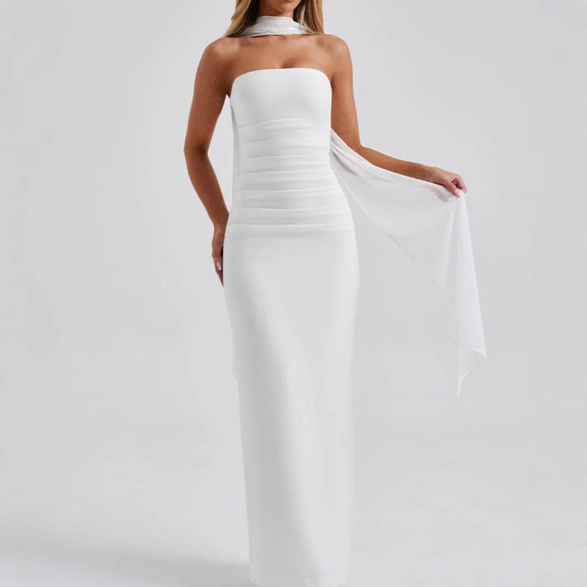 Damen Langabendkleid mit elegantem schulterfreiem Design und sanften Rüschen Drune