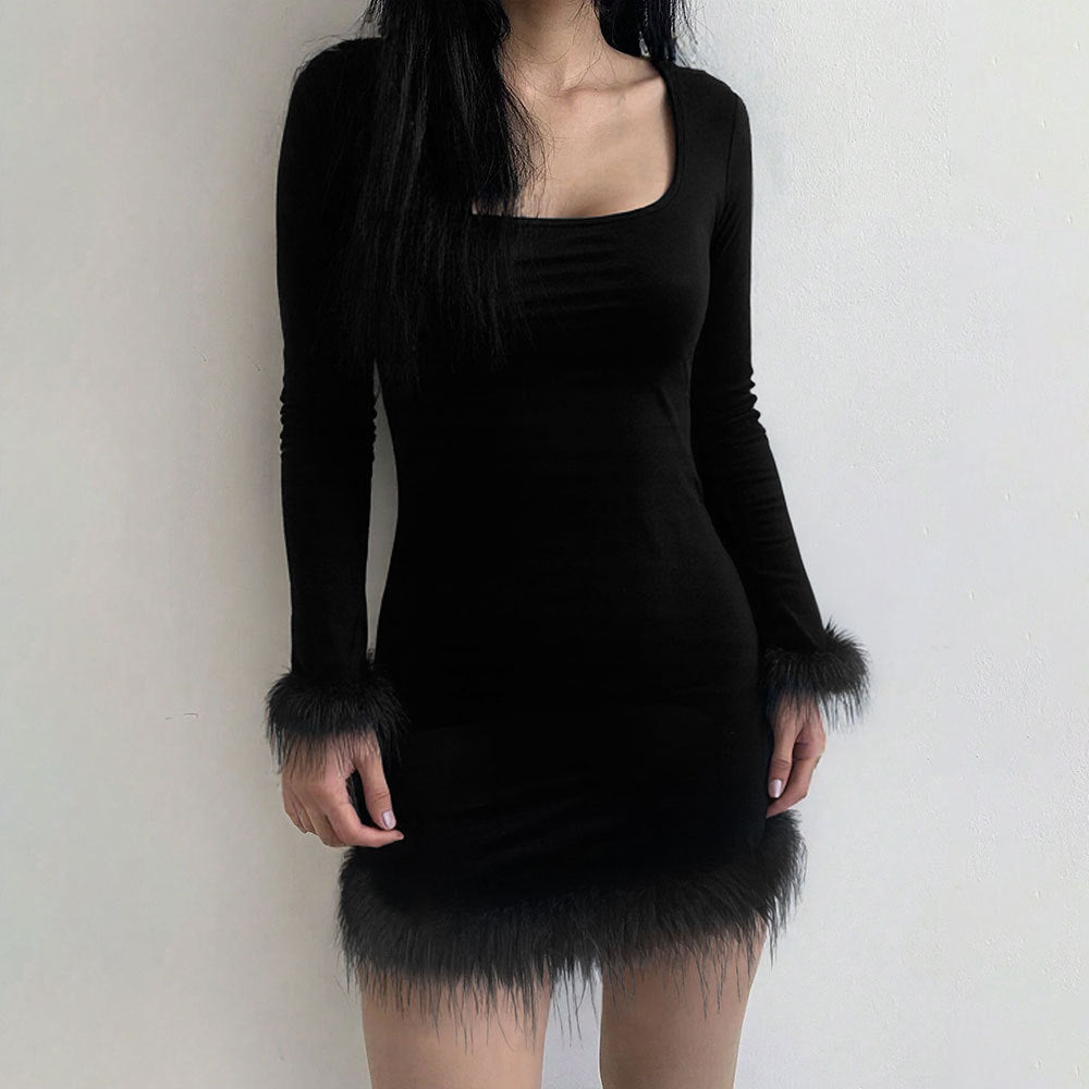Damen Minikleid mit eleganten langen Ärmeln und fedrigen Abschlüssen Drune