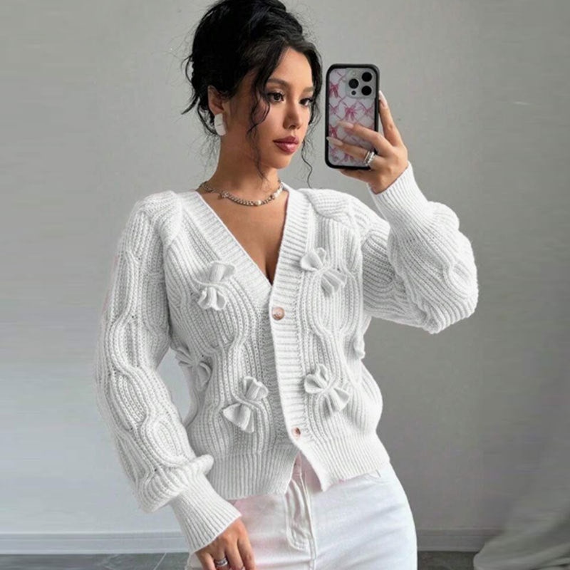 Damen Strickjacke mit floralem Reliefdesign und knopfbaren Details Drune