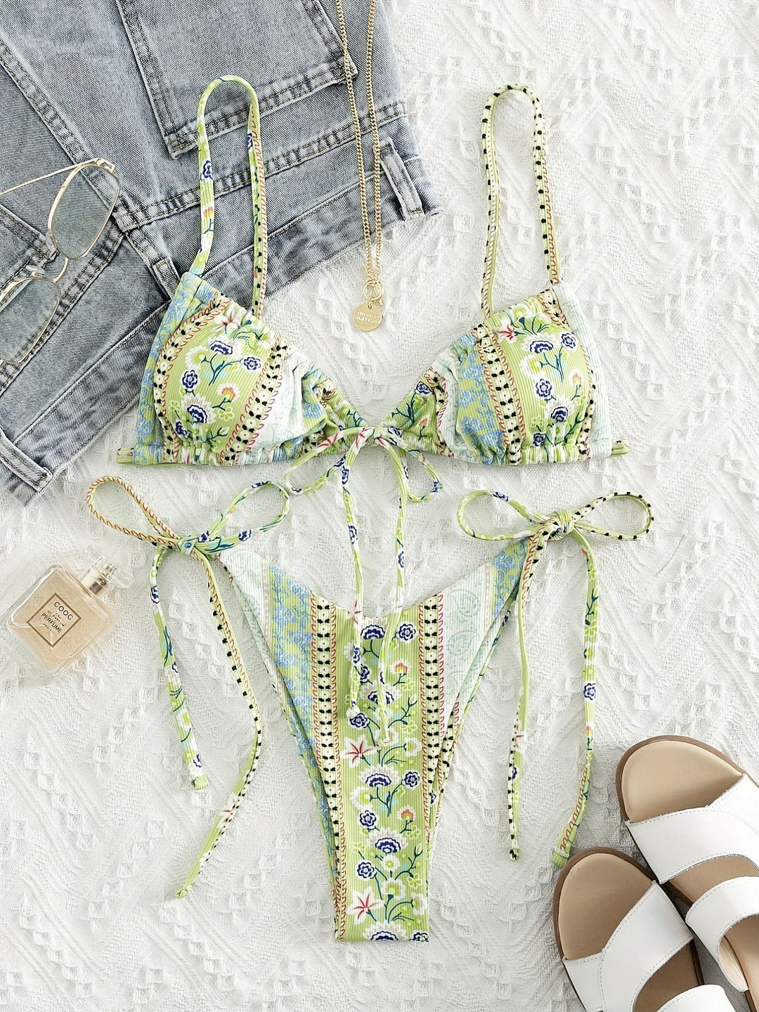 Damen Triangel-Bikini mit verspieltem Design und verstellbaren Trägern Drune