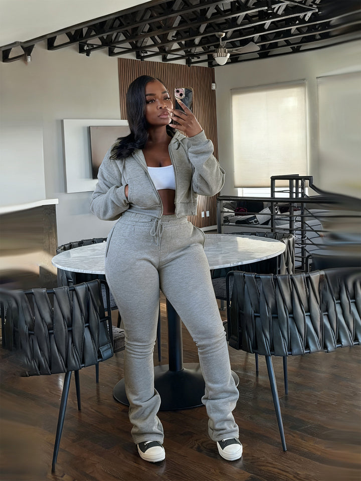 Damen nan kurz geschnittenes Zip-Hoodie und Highwaist-Jogginghose-Set mit Kordelzug und leicht gerafften Knöchelabschlüssen Drune