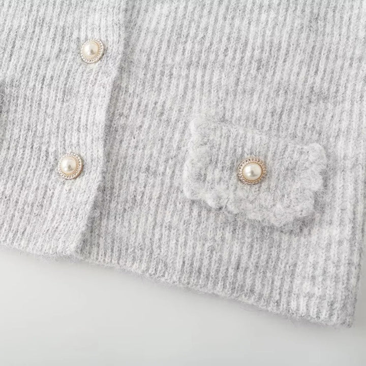 Damen modische Wohlfühl-Strickjacke mit elegantem Kragen und praktischen Taschen Drune