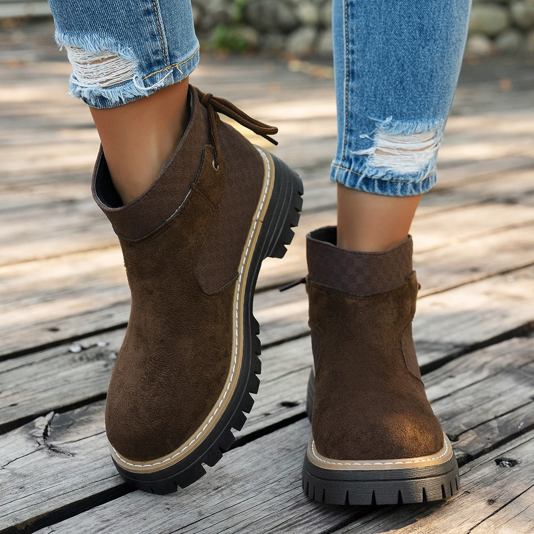Damen nan kurze Wildleder-Stiefelette mit robuster Profilsohle und gepolstertem Schaft Drune