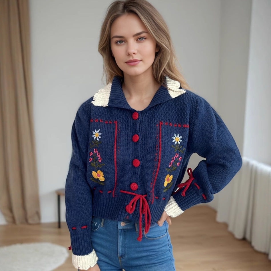 Damen Strickjacke mit Blumenstickerei und modernem Kordelzug Drune