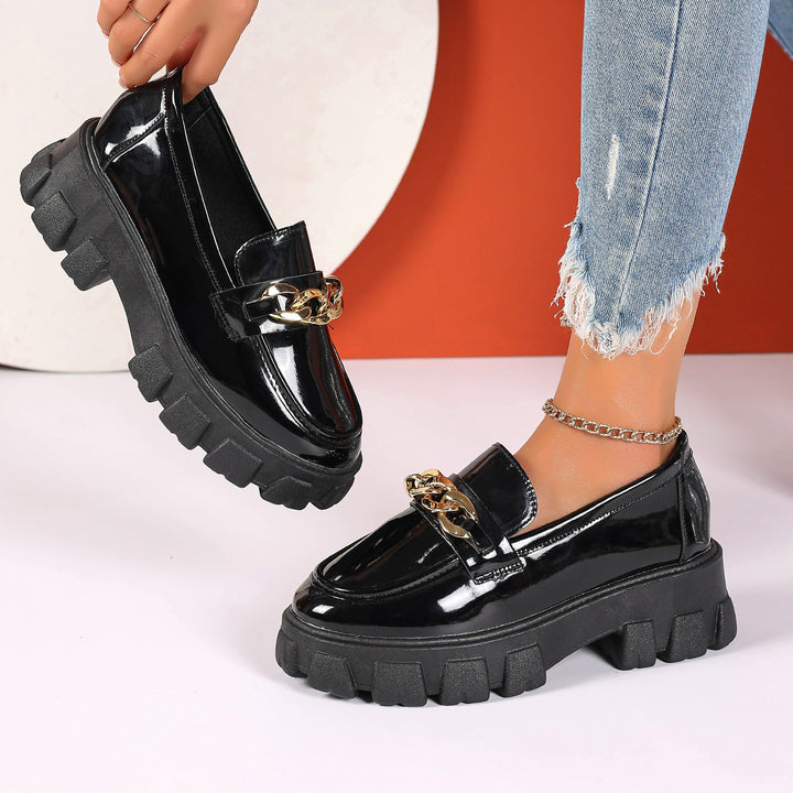 Damen nan trendige Lack-Loafer mit grober Profilsohle und goldener Kettenapplikation Drune