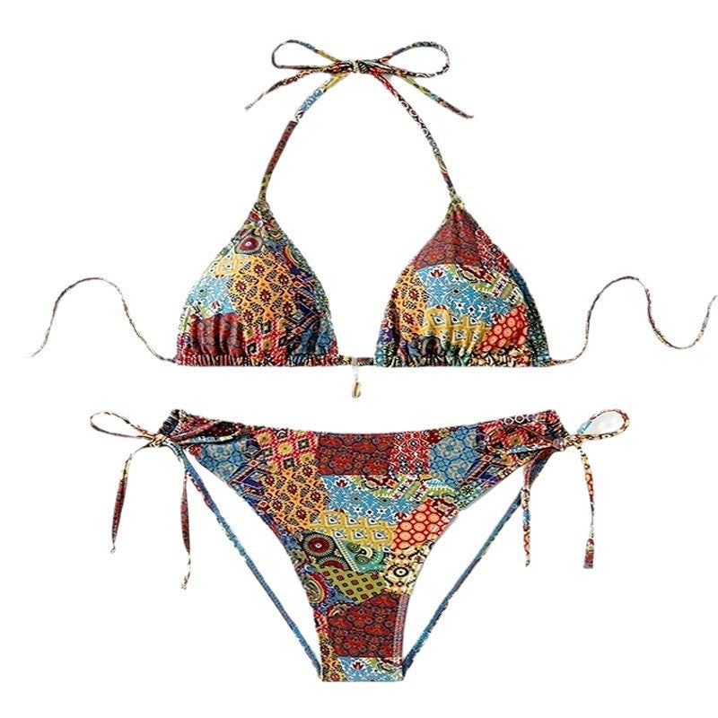 Damen Triangel-Bikini mit kreativem Multicolor-Muster und dekorativem Anhänger Drune