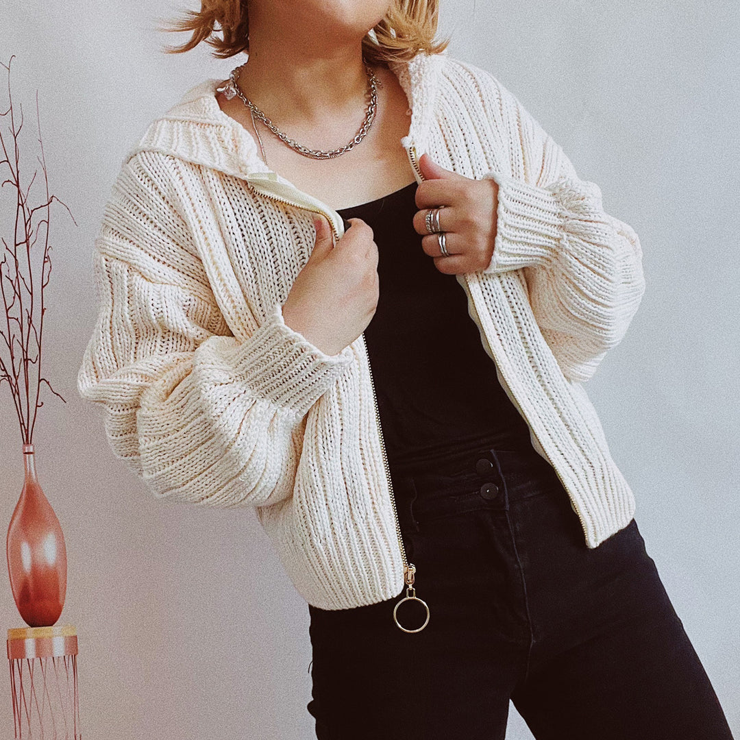 Damen Strickjacke mit auffälligem Reißverschluss und lässigem Schnitt Drune