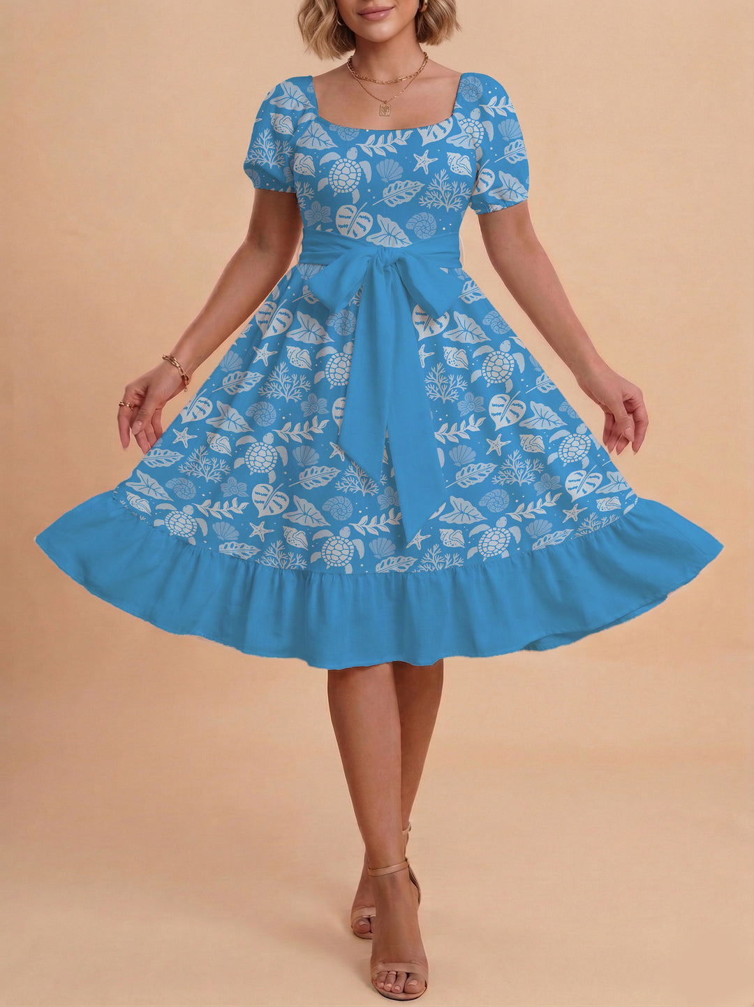 Damen Kleid mit tailliertem Schnitt und verspieltem Blumenmuster Drune