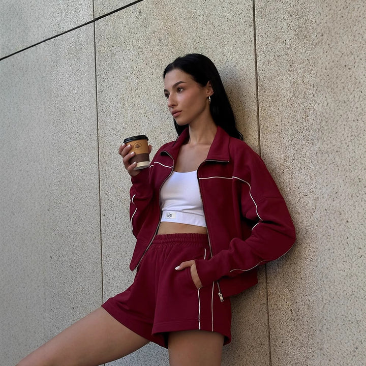 Damen nan athletischer Zweiteiler mit formendem Sportbustier, taillierter Highwaist-Sweatshorts und Zip-Hoodie Drune