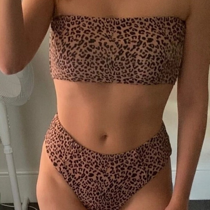 Damen Bandeau-Bikini mit hohem Beinausschnitt Drune