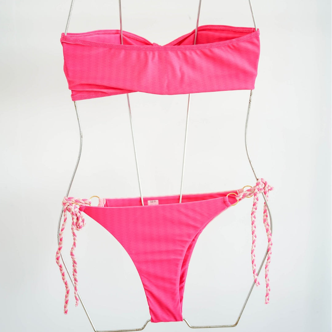 Damen Bandeau-Bikini mit raffinierten Knotendetails und verspieltem Design Drune