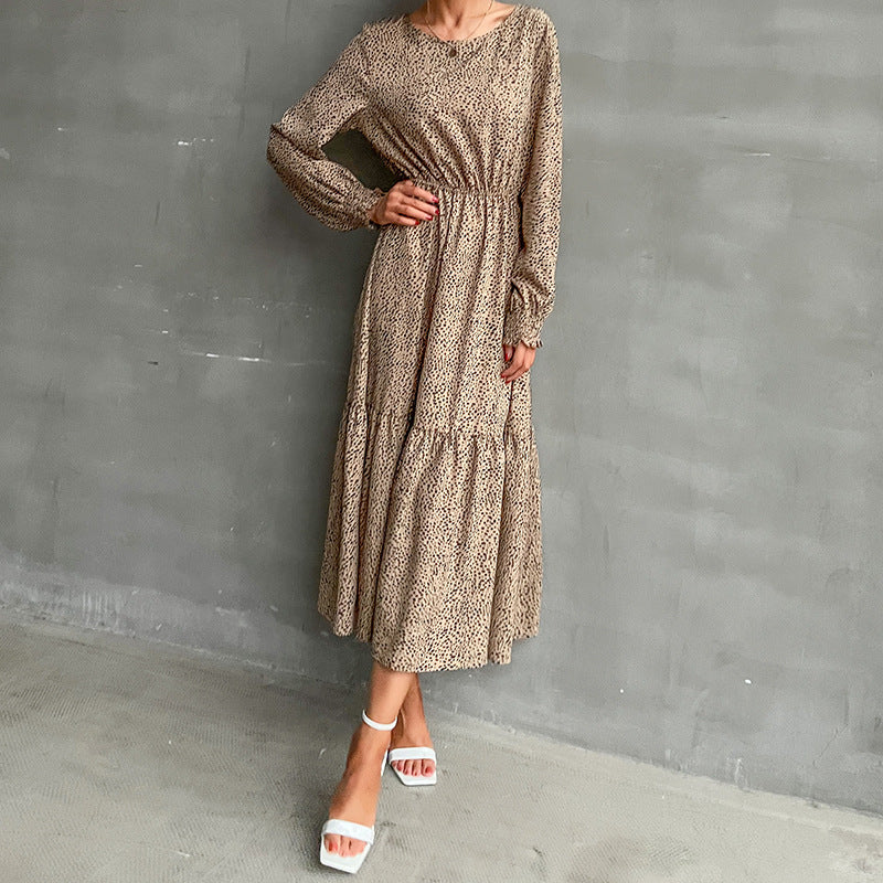 Damen Maxikleid mit elastischem Taillengürtel und eleganten Rüschendetails Drune