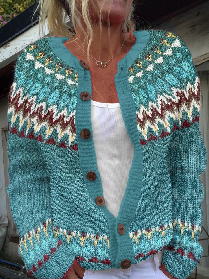 Damen nan gemusterte Strickjacke mit Rundpasse, Holzknöpfen und Eingrifftaschen Drune